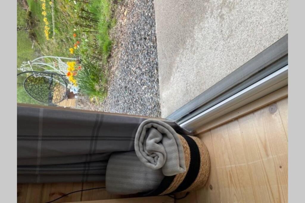 Coorie Doon Cabin! Great Scottish Welcome Fort Augustus Kültér fotó